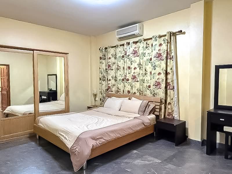 House for Sale Chaiyapruek Jomtien 5Bedroom Private Pool, Chon Buri (Pattaya), Bang Lamung, Bang Lamung (Pattaya), Chon Buri (Pattaya), 5 Bedrooms, 280 sqm, Single Detached House For Sale, by PLC Real Estate, 500427818 - DDproperty.com