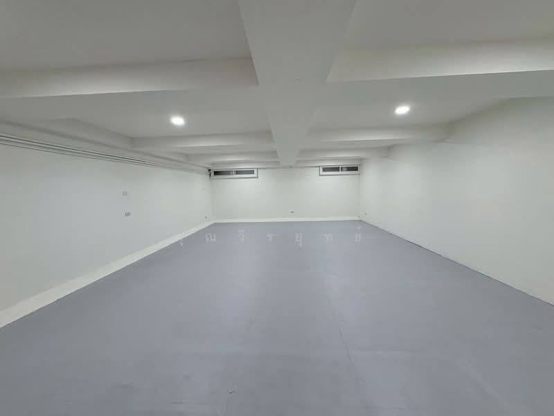 ขายหรือให้เช่าทาวน์เฮ้าส์ 7 ชั้น ซอยสุนทรพิมล ทำเลดี เดินทางสะดวก, Bangkok, Rong Muang, Pathum Wan, Bangkok, 5 Bedrooms, 800 sqm, Townhouse For Sale, by คุณวีรยุทธ์, 500427819 - DDproperty.com