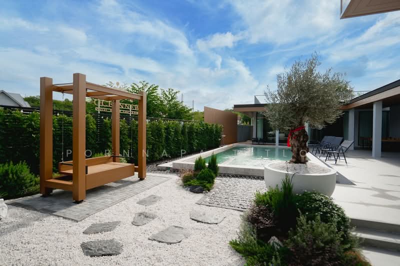 Pool Villa in Sattahip Surrounded by Mountains and Nature, Chon Buri (Pattaya), Sattahip, Chon Buri (Pattaya), 4 Bedrooms, 265 sqm, Single Detached House For Sale, by Pornnapa Titloi, 500427859 - DDproperty.com