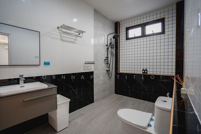 Pool Villa in Sattahip Surrounded by Mountains and Nature, Chon Buri (Pattaya), Sattahip, Chon Buri (Pattaya), 4 Bedrooms, 265 sqm, Single Detached House For Sale, by Pornnapa Titloi, 500427859 - DDproperty.com