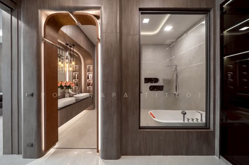 Ultra Luxury living with private lake view in Pattaya, Chon Buri (Pattaya), Na Kloe, Bang Lamung (Pattaya), Chon Buri (Pattaya), 7 Bedrooms, 1,720 sqm, Villa For Sale, by Pornnapa Titloi, 500427882 - DDproperty.com