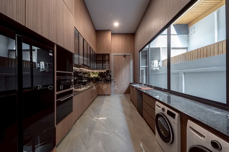 Ultra Luxury living with private lake view in Pattaya, Chon Buri (Pattaya), Na Kloe, Bang Lamung (Pattaya), Chon Buri (Pattaya), 7 Bedrooms, 1,720 sqm, Villa For Sale, by Pornnapa Titloi, 500427882 - DDproperty.com