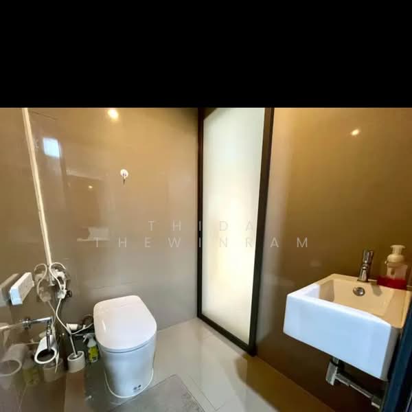 Rhythm Sukhumvit 42, Bangkok, Soi Sukhumvit 42, Sukhumvit Road, Phra Kanong, Khlong Toei, Bangkok, 1 Bedroom, 45 sqm, Condo For Rent, by Thida Thewinram, 500427883 - DDproperty.com