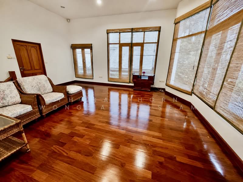 บ้านเดี่ยว รัชดา 36, กรุงเทพ, จันทรเกษม, จตุจักร, กรุงเทพ, 200 ตร.ม., บ้านเดี่ยว ขาย, โดย Thananthorn Wongvarnkaseam, 500427905 - DDproperty.com