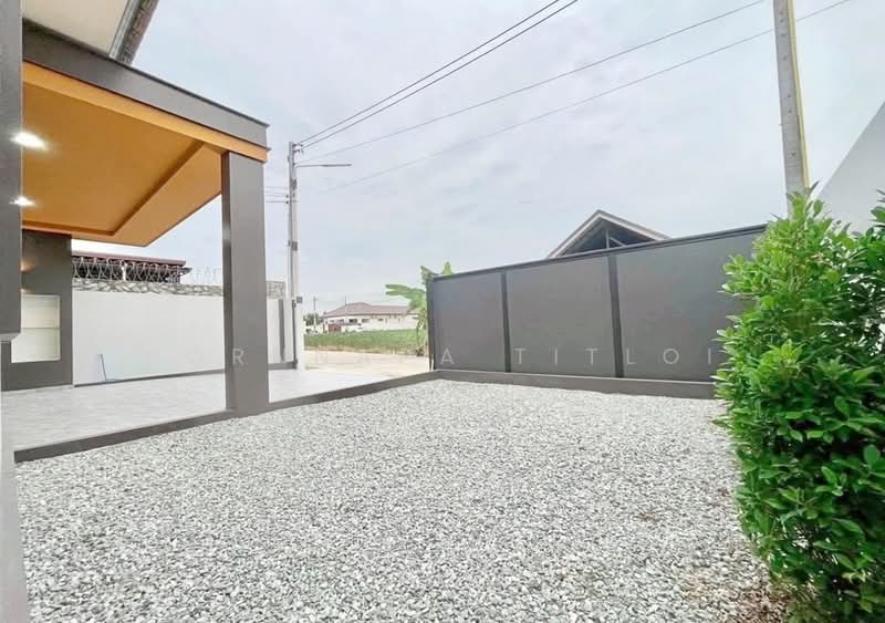 Spacious Family Home Surrounded by Nature, Chon Buri (Pattaya), Poong, Bang Lamung (Pattaya), Chon Buri (Pattaya), 3 Bedrooms, 150 sqm, Single Detached House For Sale, by Pornnapa Titloi, 500427908 - DDproperty.com