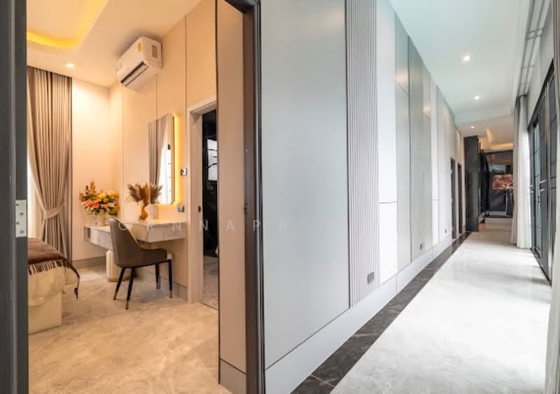 For sale villa at Nong Pla Lai, Chon Buri (Pattaya), Nong Pla Lai, Bang Lamung (Pattaya), Chon Buri (Pattaya), 3 Bedrooms, 250 sqm, Villa For Sale, by Pornnapa Titloi, 500427920 - DDproperty.com
