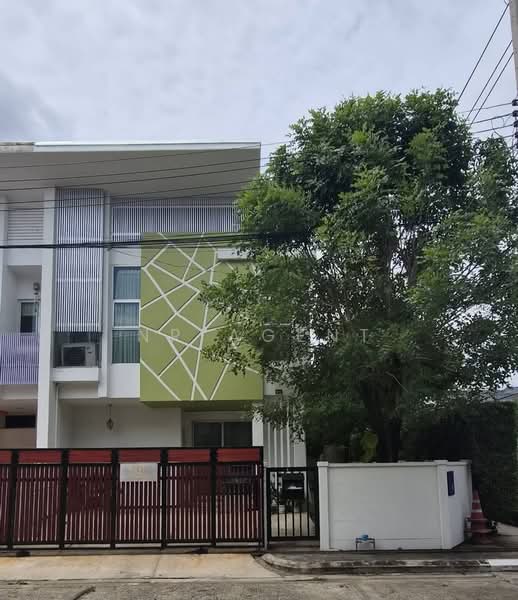 I-DESIGN Wongwaen-Ramintra : ไอ-ดีไซน์ วงแหวน-รามอินทรา, กรุงเทพ, 104 ถนน เลียบคลองสอง, บางชัน, คลองสามวา, กรุงเทพ, 120 ตร.ม., ทาวน์เฮ้าส์ ขาย, โดย NR AGENT, 500427938 - DDproperty.com