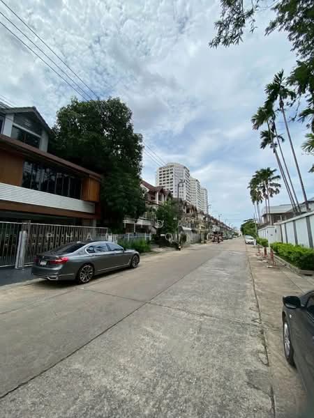 ให้เช่า ออฟฟิศ รามคำแหง (Ramkhamhaeng) 1,000 ตร.ม., กรุงเทพ, หัวหมาก, บางกะปิ, กรุงเทพ, 1,000 ตร.ม., สำนักงาน ให้เช่า, โดย Tida phanthonglarptawee, 500427939 - DDproperty.com