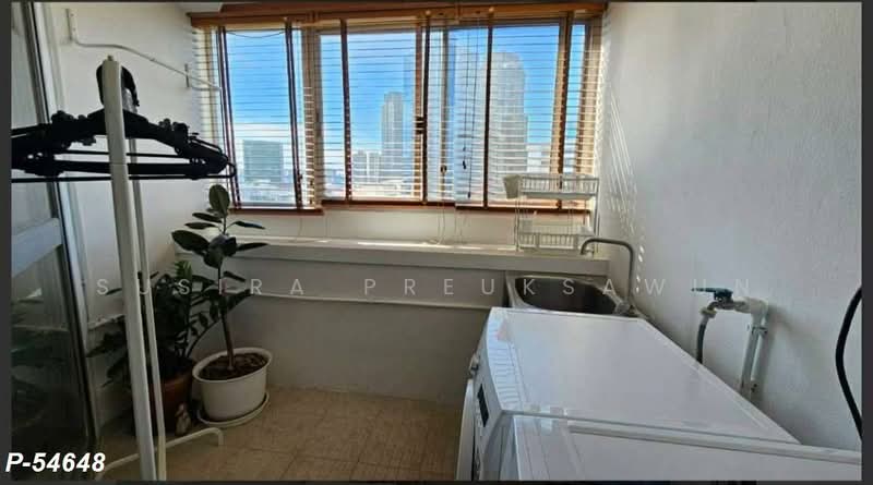 Tai Ping Towers, Bangkok, 582 Soi Sukhumvit 63, Khlong Tan Nua, Watthana, Bangkok, 2 Bedrooms, 145 sqm, Condo For Rent, by Susira Prueksawun, 500427956 - DDproperty.com