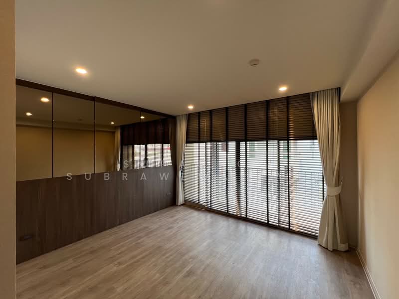 Noble Above Wireless-Ruamrudee, Bangkok, Wireless Road, Lumphini, Pathum Wan, Bangkok, 1 Bedroom, 61 sqm, Condo For Sale, by Supachok Subrawewattana, 500427965 - DDproperty.com