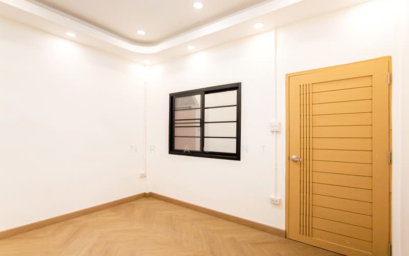 Tho Rung Soi Nawamin 111, Bangkok, Soi Nawamin 111, Khlong Kum, Bueng Kum, Bangkok, 2 Bedrooms, 80 sqm, Townhouse For Sale, by NR AGENT, 500427974 - DDproperty.com