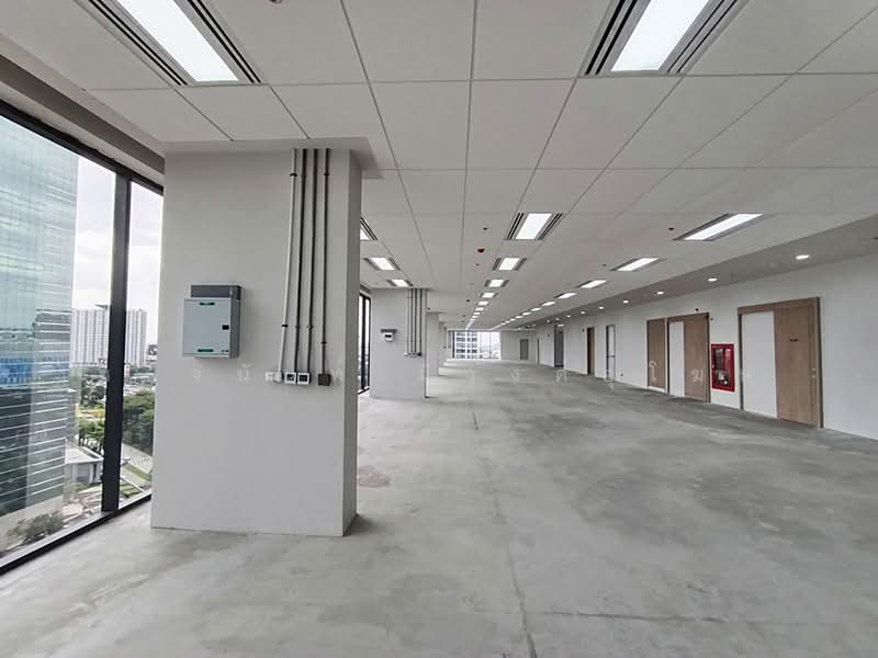 Office Space 59-1,000 sqm Ratchayothin near Donmuang Airport, Bangkok, พหลโยธิน, Chatuchak, Bangkok, , 111 sqm, Office Space For Rent, by Chanitnun Mewongukote, 500428003 - DDproperty.com