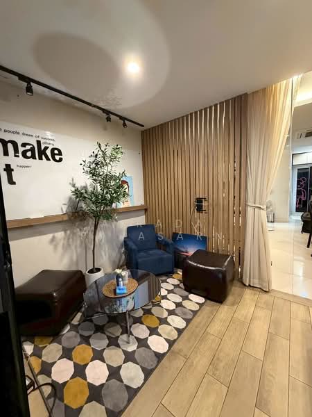 Baan Klang Muang S-Sense Rama 9-Ladprao : บ้านกลางเมือง เอสเซ้นส์ พระราม 9-ลาดพร้าว, กรุงเทพ, ซอยลาดพร้าว 84 ถนนลาดพร้าว, วังทองหลาง, กรุงเทพ, 200 ตร.ม., ทาวน์เฮ้าส์ ขาย, โดย Airada Parasarn, 500428016 - DDproperty.com