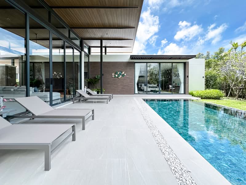 Boat Avenue Residence, Phuket, Choeng Thale, Thalang, Phuket, 3 Bedrooms, 425 sqm, Villa For Sale, by Natchadawaryn (Natcha) Rojthanakrit, 500428040 - DDproperty.com