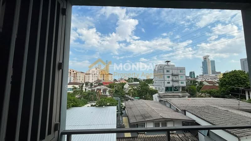 The Unique 10 : เดอะ ยูนีค 10, กรุงเทพ, 208/3 ถ.ลาดพร้าว, จอมพล, จตุจักร, กรุงเทพ, 33 ตร.ม., คอนโด ขาย, โดย Neeranuch Somprasong, 500428054 - DDproperty.com