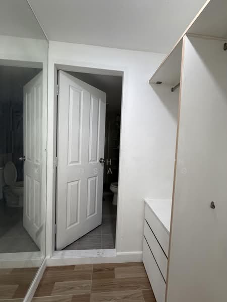 Zenith Place @ Sukhumvit 71/1, Bangkok, 1747 Sukhumvit Road, Phra Kanong Nua, Watthana, Bangkok, 1 Bedroom, 55 sqm, Condo For Rent, by Phitchaporn Kongsamrong, 500428060 - DDproperty.com