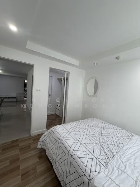 Zenith Place @ Sukhumvit 71/1, Bangkok, 1747 Sukhumvit Road, Phra Kanong Nua, Watthana, Bangkok, 1 Bedroom, 55 sqm, Condo For Rent, by Phitchaporn Kongsamrong, 500428060 - DDproperty.com