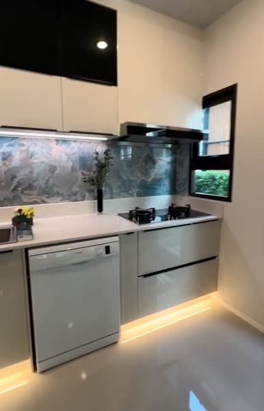 Vivaldi Bangna, Samut Prakan, 888 13, Bang Kaeo, Bang Plee, Samut Prakan, 4 Bedrooms, 215 sqm, Single Detached House For Rent, by Virin W., 500428077 - DDproperty.com