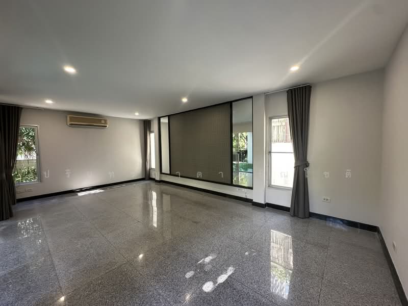 Noble Tara Ngamwongwan, Nonthaburi, Bang Kra So, Muang Nonthaburi, Nonthaburi, 3 Bedrooms, 300 sqm, Single Detached House For Rent, by ปรินทร์ญาดา ชิณโชติ, 500428101 - DDproperty.com
