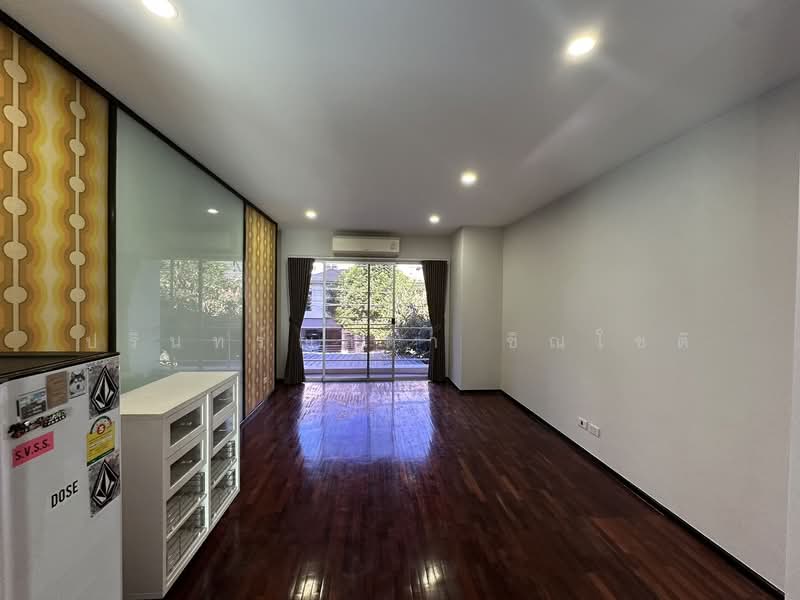 Noble Tara Ngamwongwan, Nonthaburi, Bang Kra So, Muang Nonthaburi, Nonthaburi, 3 Bedrooms, 300 sqm, Single Detached House For Rent, by ปรินทร์ญาดา ชิณโชติ, 500428101 - DDproperty.com