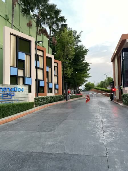 Baan Klang Muang Kalpapruek, Bangkok, Thonburi Court Road, Bang Wa, Phasi Charoen, Bangkok, 3 Bedrooms, 66 sqm, Townhouse For Sale, by Itthiwat Chulaolan, 500428110 - DDproperty.com