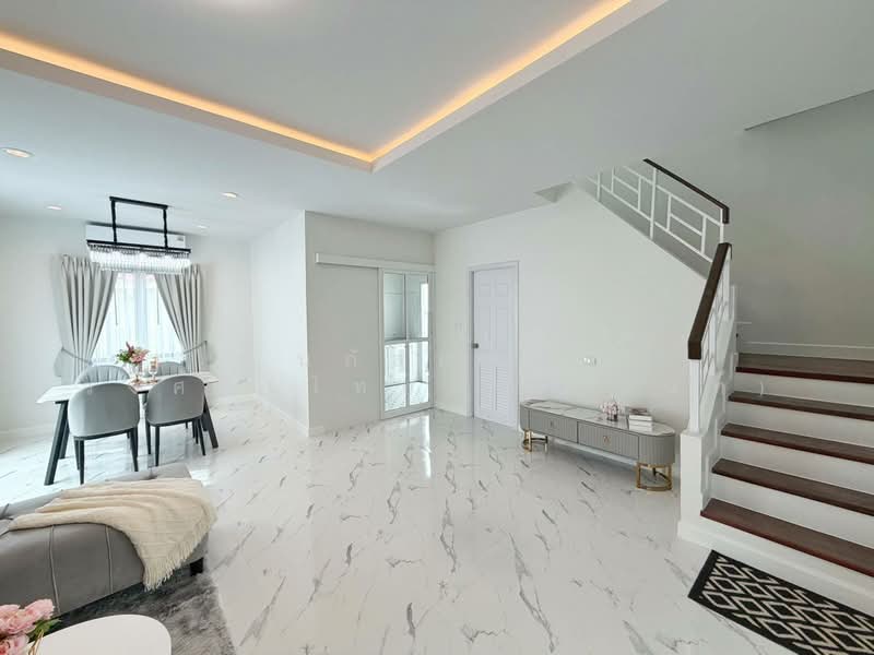 Baan Fah Piyarom Nesto, Pathum Thani, Lam Luk Ka Road, Bung Kham Proi, Lam Luk Ka, Pathum Thani, 3 Bedrooms, 160 sqm, Semi-Detached House (Twin House) For Sale, by นภัสศรณ์ วงศ์สินไทยกร (นันท์), 500428122 - DDproperty.com