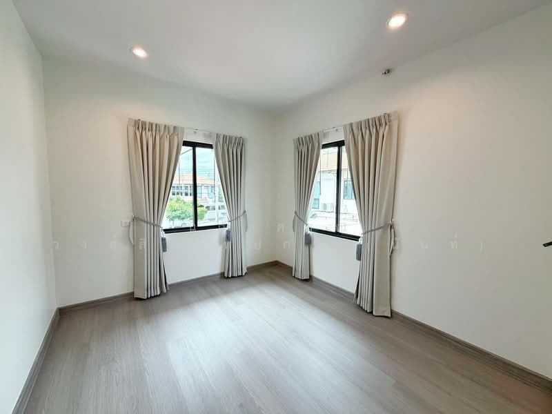 Baan Fah Piyarom Nesto, Pathum Thani, Lam Luk Ka Road, Bung Kham Proi, Lam Luk Ka, Pathum Thani, 3 Bedrooms, 160 sqm, Semi-Detached House (Twin House) For Sale, by นภัสศรณ์ วงศ์สินไทยกร (นันท์), 500428122 - DDproperty.com