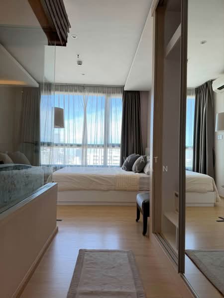 H Sukhumvit 43, Bangkok, 28 Sukhumvit 34 Road, Khlong Tan Nua, Watthana, Bangkok, 1 Bedroom, 43 sqm, Condo For Sale, by Itthiwat Chulaolan, 500428123 - DDproperty.com