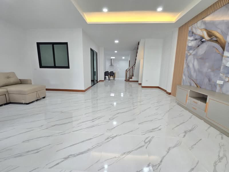 หมู่บ้านสุภาวัลย์ หทัยราษฎร์6 มีนบุรี, Bangkok, หทัยราษฎร์33, Min Buri, Bangkok, 4 Bedrooms, 100 sqm, Townhouse For Sale, by นภัสศรณ์ วงศ์สินไทยกร (นันท์), 500428131 - DDproperty.com