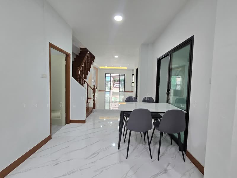 หมู่บ้านสุภาวัลย์ หทัยราษฎร์6 มีนบุรี, Bangkok, หทัยราษฎร์33, Min Buri, Bangkok, 4 Bedrooms, 100 sqm, Townhouse For Sale, by นภัสศรณ์ วงศ์สินไทยกร (นันท์), 500428131 - DDproperty.com
