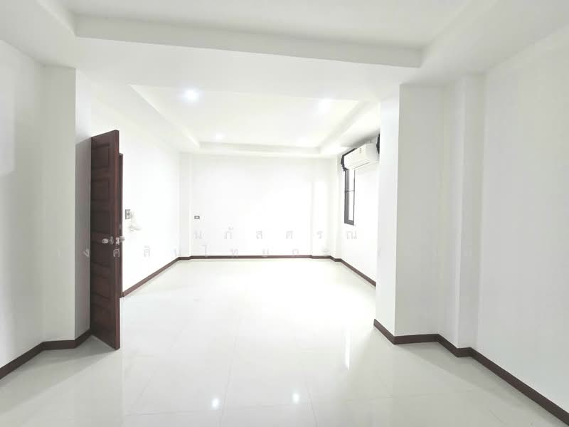 Foresta Nimitmai 40, Bangkok, Nimit Mai Road, Sam Wa Tawan Ok, Khlong Sam Wa, Bangkok, 3 Bedrooms, 200 sqm, Single Detached House For Sale, by นภัสศรณ์ วงศ์สินไทยกร (นันท์), 500428136 - DDproperty.com
