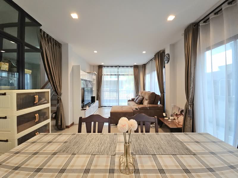 Casa Ville Watcharapol-Permsin, Bangkok, ถ.เพิ่มสิน, O-Ngoen, Sai Mai, Bangkok, 4 Bedrooms, 167 sqm, Single Detached House For Sale, by ภัทรพล ศรีกัลยาณบุตร, 500428139 - DDproperty.com