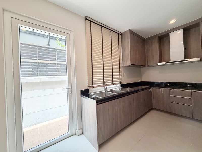 Villa Nakarin Onnut-Wongwaen : วิลล่า นครินทร์ อ่อนนุช-วงแหวน, กรุงเทพ, ถนนสุขาภิบาล 2, ประเวศ, กรุงเทพ, 370 ตร.ม., บ้านเดี่ยว ขาย, โดย จิรกิตติ์ (คิม)เจริญบัณฑิตสกุล, 500428155 - DDproperty.com