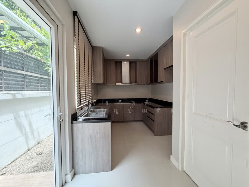 Villa Nakarin Onnut-Wongwaen : วิลล่า นครินทร์ อ่อนนุช-วงแหวน, กรุงเทพ, ถนนสุขาภิบาล 2, ประเวศ, กรุงเทพ, 370 ตร.ม., บ้านเดี่ยว ขาย, โดย จิรกิตติ์ (คิม)เจริญบัณฑิตสกุล, 500428155 - DDproperty.com