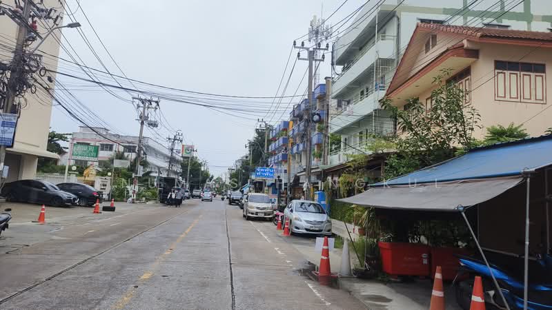 ขายด่วน อาคารพาณิชย์หน้า ม.เทคโนโลยีราชมงคลสุวรรณภูมิ, Nonthaburi, Bang Kra So, Muang Nonthaburi, Nonthaburi, , 640 sqm, Shophouse For Sale, by Anumas Hangkul, 500428168 - DDproperty.com