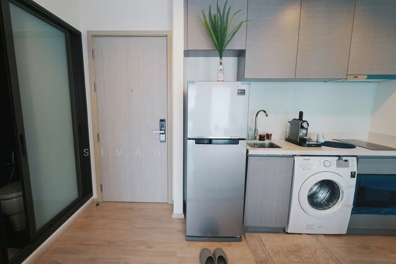 Rhythm Sukhumvit 36-38, Bangkok, 55 Soi Sukhumvit 36, Sukhumvit Road, Phra Kanong, Khlong Toei, Bangkok, 1 Bedroom, 25 sqm, Condo For Rent, by Sivana Estate, 500428169 - DDproperty.com