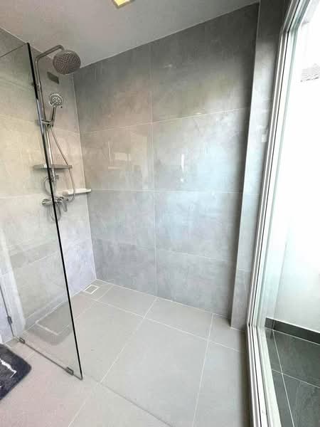 Laddarom Chatuchot 15, Bangkok, Soi Chatuchot 15, O-Ngoen, Sai Mai, Bangkok, 4 Bedrooms, 220 sqm, Single Detached House For Rent, by Jatuporn Amonsin, 500428189 - DDproperty.com