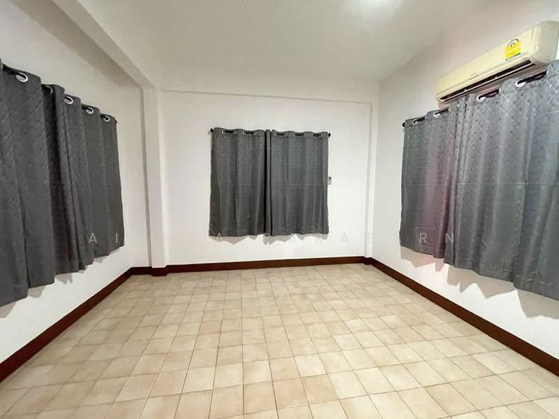 หมู่บ้านรุ่งเรือง 5, Nonthaburi, Bang Rak Yai, Bang Bua Thong, Nonthaburi, 3 Bedrooms, 280 sqm, Single Detached House For Rent, by Airada Parasarn, 500428196 - DDproperty.com