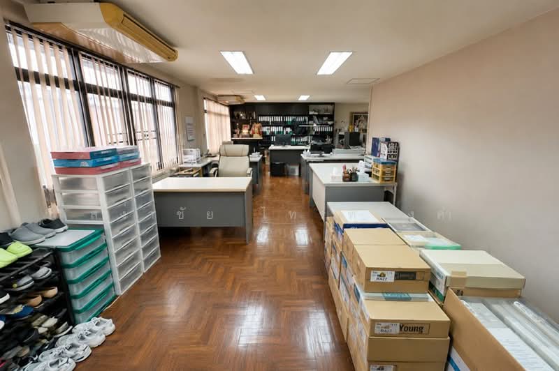 ขายบ้านเดี่ยว 2 ชั้น 206 ตร.ว. ซอยรัชดาภิเษก 32 (ซอยเสือใหญ่), กรุงเทพ, จันทรเกษม, จตุจักร, กรุงเทพ, 450 ตร.ม., บ้านเดี่ยว ขาย, โดย สง่าชัย ไทรทองคำ, 500428241 - DDproperty.com