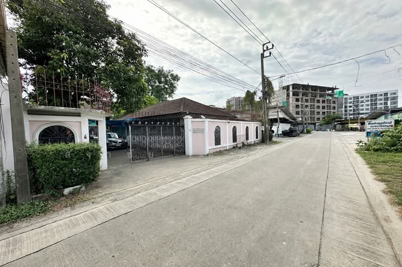 ขายบ้านเดี่ยว 2 ชั้น 206 ตร.ว. ซอยรัชดาภิเษก 32 (ซอยเสือใหญ่), กรุงเทพ, จันทรเกษม, จตุจักร, กรุงเทพ, 450 ตร.ม., บ้านเดี่ยว ขาย, โดย สง่าชัย ไทรทองคำ, 500428241 - DDproperty.com