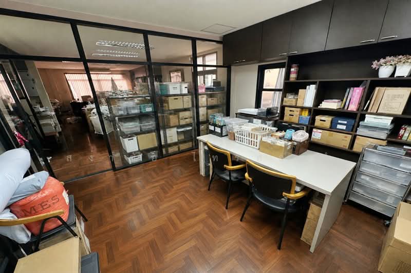 ขายบ้านเดี่ยว 2 ชั้น 206 ตร.ว. ซอยรัชดาภิเษก 32 (ซอยเสือใหญ่), กรุงเทพ, จันทรเกษม, จตุจักร, กรุงเทพ, 450 ตร.ม., บ้านเดี่ยว ขาย, โดย สง่าชัย ไทรทองคำ, 500428241 - DDproperty.com