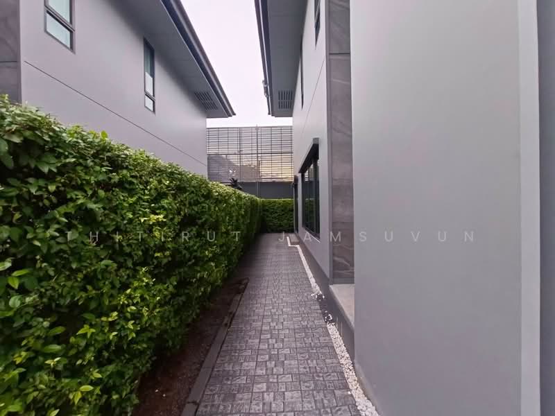 Setthasiri Krungthep Kreetha, Bangkok, Krungthep Kreetha Road, Hua Mak, Bang Kapi, Bangkok, 4 Bedrooms, 300 sqm, Single Detached House For Rent, by Thitirut Jamsuvun, 500428255 - DDproperty.com