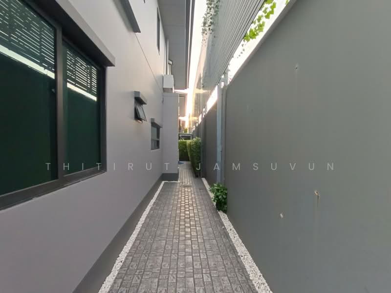 Setthasiri Krungthep Kreetha, Bangkok, Krungthep Kreetha Road, Hua Mak, Bang Kapi, Bangkok, 4 Bedrooms, 300 sqm, Single Detached House For Rent, by Thitirut Jamsuvun, 500428255 - DDproperty.com