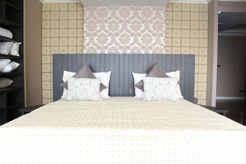 Millennium Residence, Bangkok, Sukhumvit Road, Khlong Toei, Bangkok, 3 Bedrooms, 325 sqm, Condo For Sale, by Bangkok Residential, 500428259 - DDproperty.com