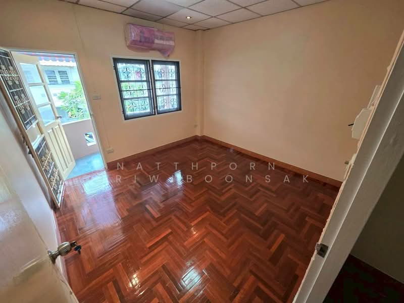 Piemsuk Village (Pak Kret Soi Wat Ku), Nonthaburi, Chaeng Watthana Road, Bang Phut, Pak Kret, Nonthaburi, 3 Bedrooms, 80 sqm, Townhouse For Sale, by Natthporn Siriwiboonsak, 500428274 - DDproperty.com