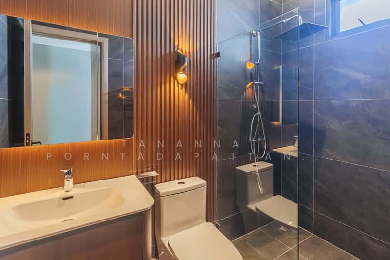 โครงการอบอุ่น, Chiang Mai, San Phak Wan, Hang Dong, Chiang Mai, 4 Bedrooms, 258 sqm, Single Detached House For Sale, by Tanannat Porntadapattanayothin, 500428287 - DDproperty.com
