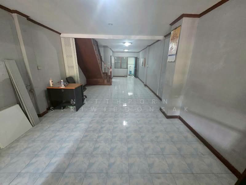 Thipmanee Village, Pathum Thani, Bang Luang, Muang Pathum Thani, Pathum Thani, 2 Bedrooms, 90 sqm, Townhouse For Sale, by Natthporn Siriwiboonsak, 500428310 - DDproperty.com