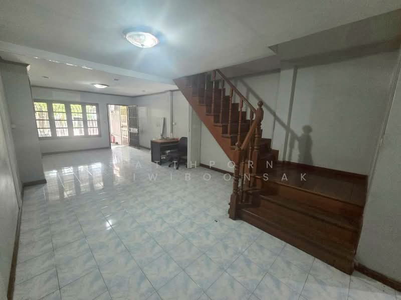 Thipmanee Village, Pathum Thani, Bang Luang, Muang Pathum Thani, Pathum Thani, 2 Bedrooms, 90 sqm, Townhouse For Sale, by Natthporn Siriwiboonsak, 500428310 - DDproperty.com