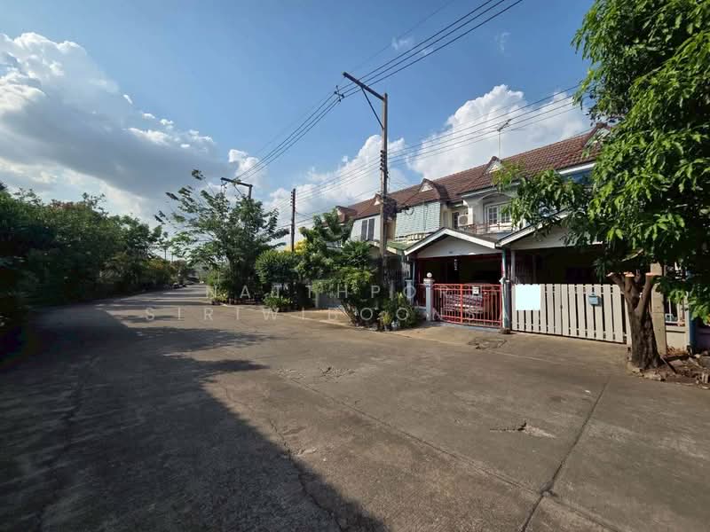 Thipmanee Village : หมู่บ้านทิพย์มณี, ปทุมธานี, บางหลวง, เมืองปทุมธานี, ปทุมธานี, 90 ตร.ม., ทาวน์เฮ้าส์ ขาย, โดย Natthporn Siriwiboonsak, 500428310 - DDproperty.com
