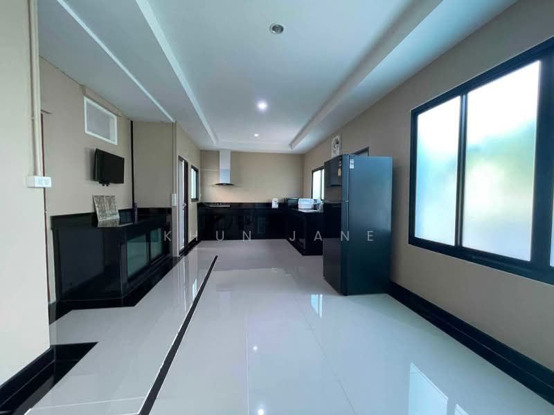 Baan Lalin The Young Executive Onnut-Wongwaen-Suwannabhumi, Bangkok, Chaloem Phrakiat Rama 9 Road, Dok Mai, Prawet, Bangkok, 4 Bedrooms, 140 sqm, Single Detached House For Rent, by Khun Jane, 500428371 - DDproperty.com